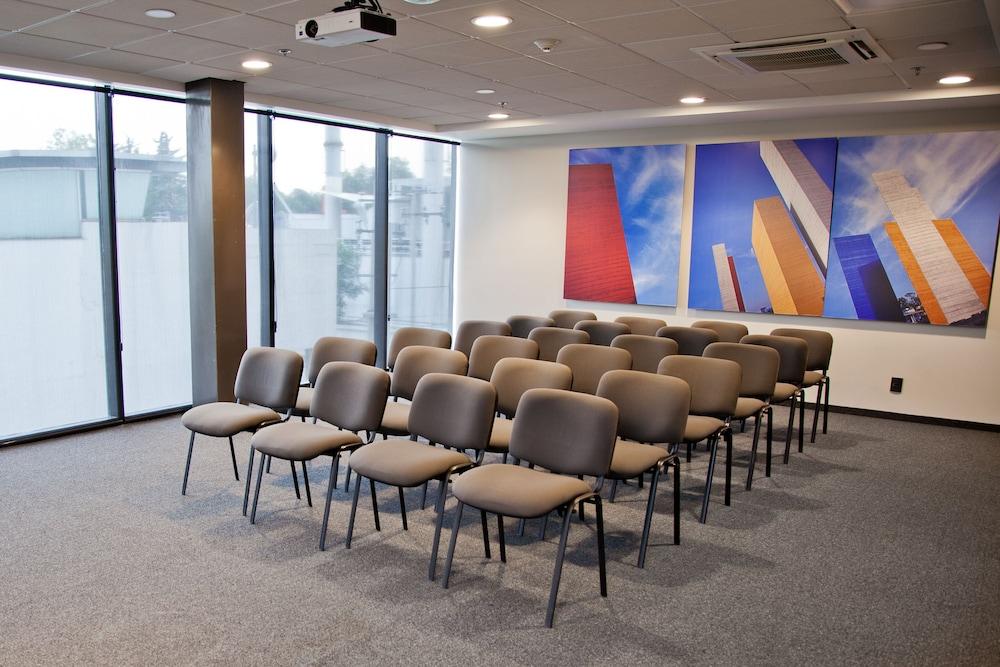 Holiday Inn Express Mexico City Satelite By Ihg Екстер'єр фото